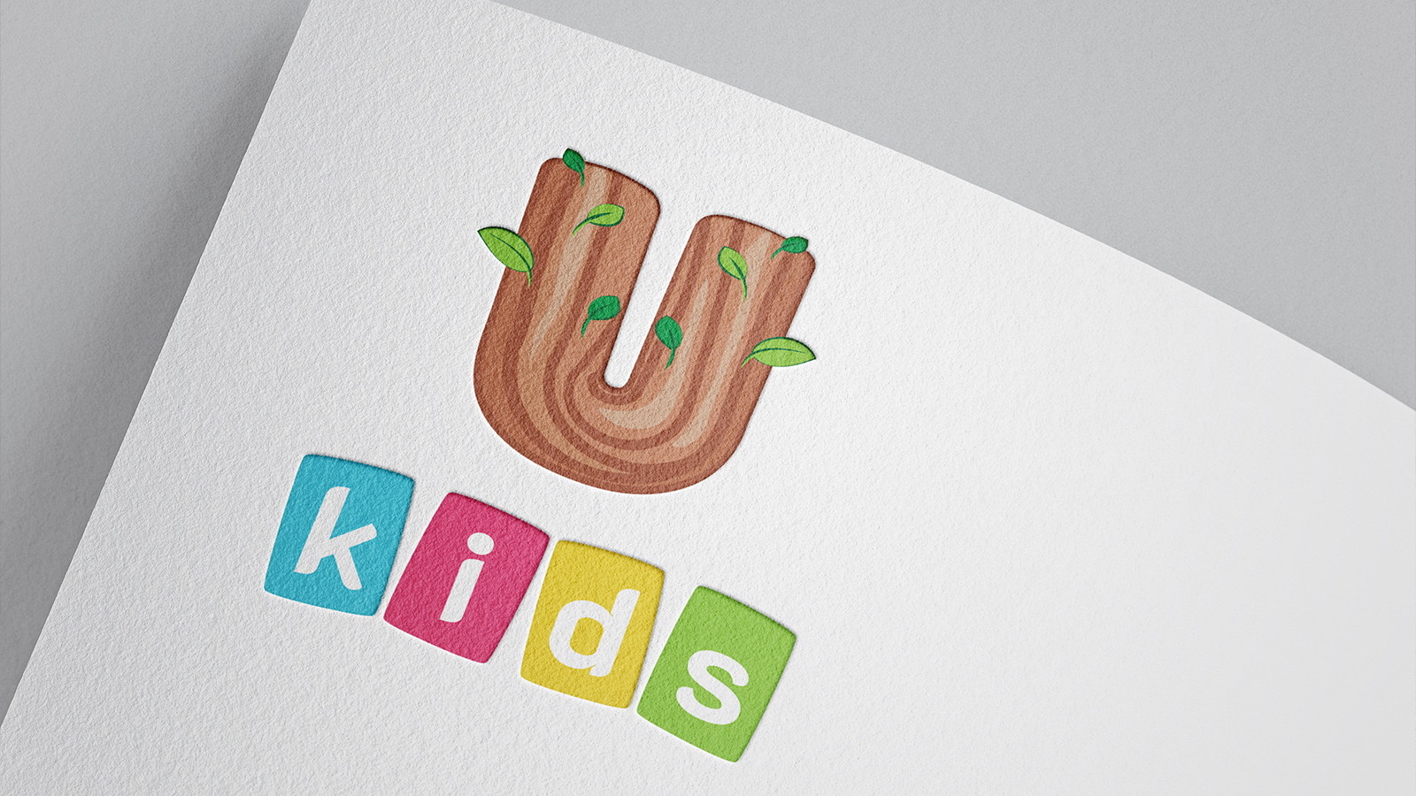 mockup logo ukids - RACI