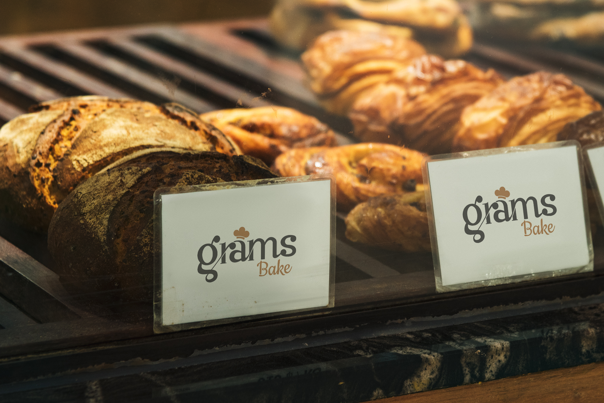 Thuê Agency Marketing: Cuộc “Ủy Thác” Thông Minh Hay Canh Bạc “Phó Mặc” Rủi Ro?