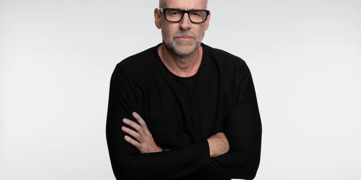 Scott Galloway & ‘Sự Thật Phũ Phàng’ Về Chiến Lược: Tại Sao Việc Sao Chép Apple, Google Sẽ Giết Chết Doanh Nghiệp Của Bạn